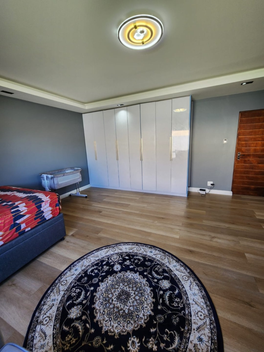 5 Bedroom Property for Sale in Malabar Eastern Cape